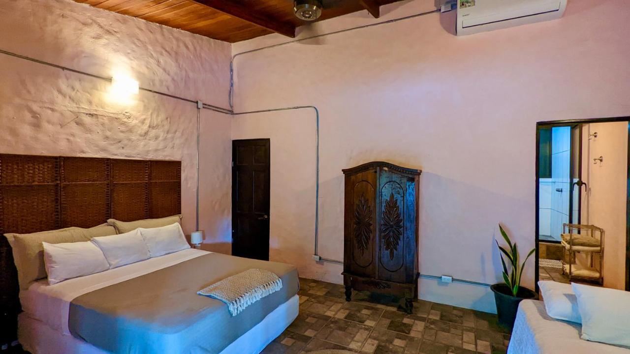 Kikazaru Beautiful Boutique Hotel With Pool (Adults Only) Manuel Antonio Esterno foto